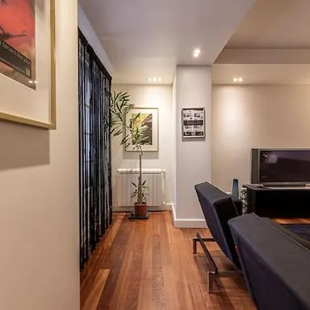 Chiado Deluxe Modern Feel 3 Bedroom شقة *