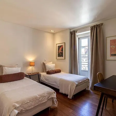 Chiado Deluxe Modern Feel 3 Bedroom Lisbona
