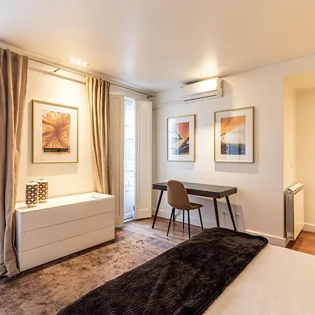 Chiado Deluxe Modern Feel 3 Bedroom