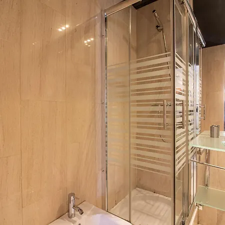 Chiado Deluxe Modern Feel 3 Bedroom Appartamento