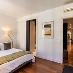 Chiado Deluxe Modern Feel 3 Bedroom *