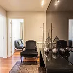 アパート Chiado Deluxe Modern Feel 3 Bedroom