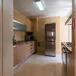 アパート Chiado Deluxe Modern Feel 3 Bedroom リスボン
