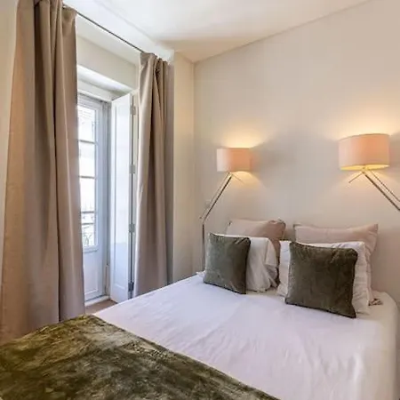 Chiado Deluxe Modern Feel 3 Bedroom Lissabon