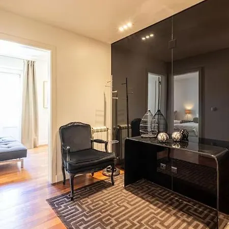 Chiado Deluxe Modern Feel 3 Br Apartment Lissabon
